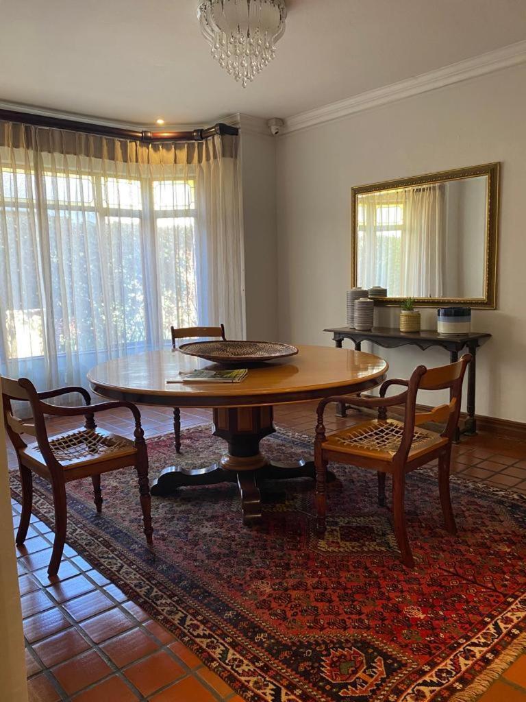 The Woodpecker Inn Pretoria Luaran gambar